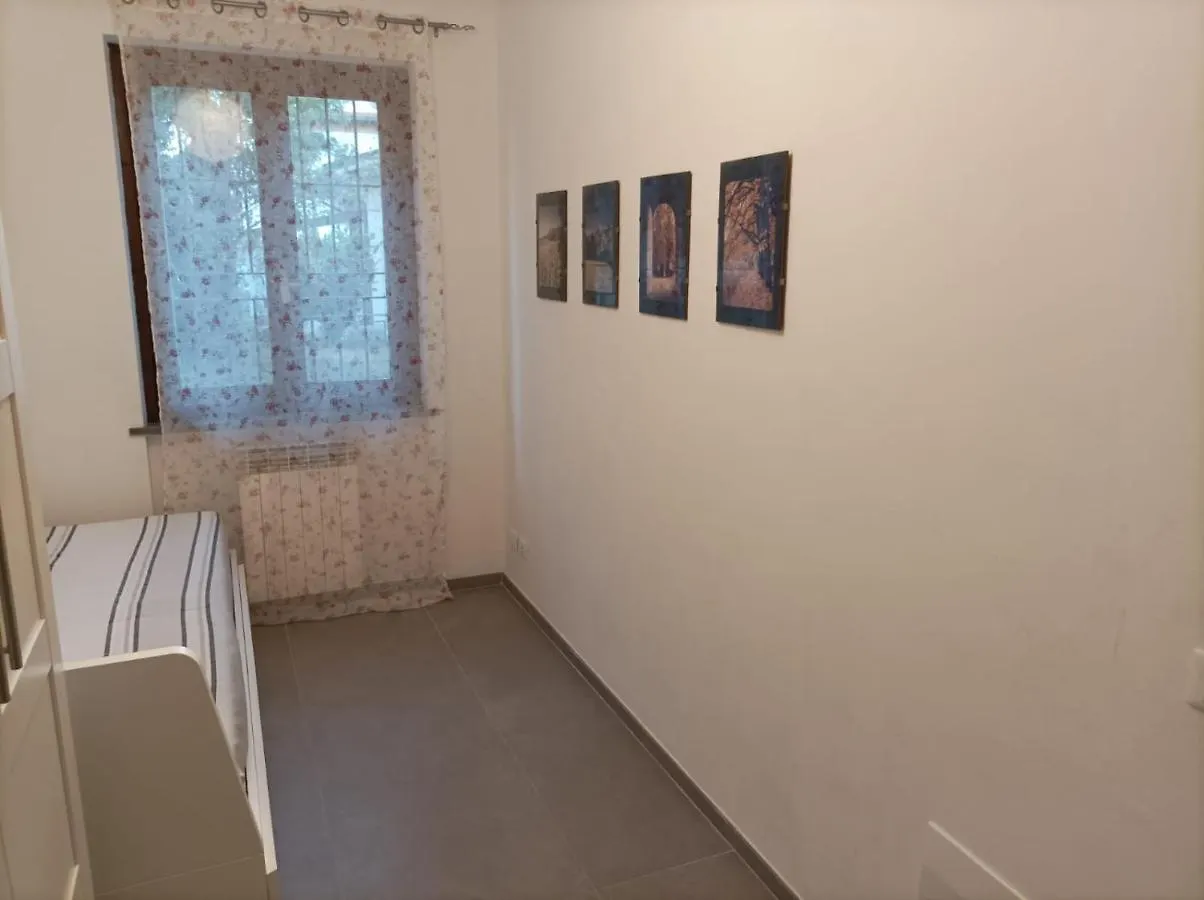 Caky'S House Apartment Desenzano del Garda 0*,  Italy
